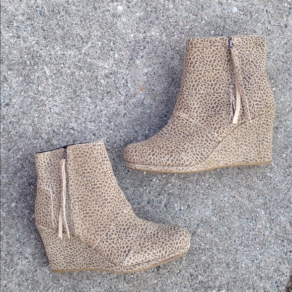 Toms Shoes - 8.5 Toms Suede Leather Leopard Booties Animal